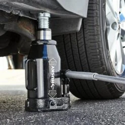 Husky 20-Ton Hydraulic Bottle Car Jack -Husky Shop husky bottle jacks hpl20b 40 1000