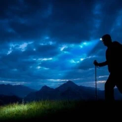 Husky 600 Lumens Dual Power Twist To Focus Rechargeable Headlight -Husky Shop husky headlamps 90709 31 1000