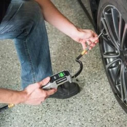 Husky Heavy Duty Digital Tire Inflator -Husky Shop husky inflators 024 0375h fa 1000