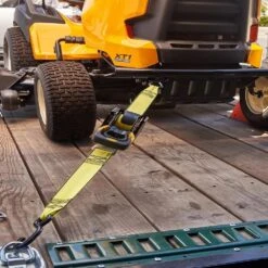 Husky Retractable Ratchet 10 Ft. X 1 7/8 In. 1000 Lbs. 11 Husky Retractable Ratchet 10 Ft. X 1 7/8 In. 1000 Lbs. -Husky Shop husky moving straps 55565 1f 1000