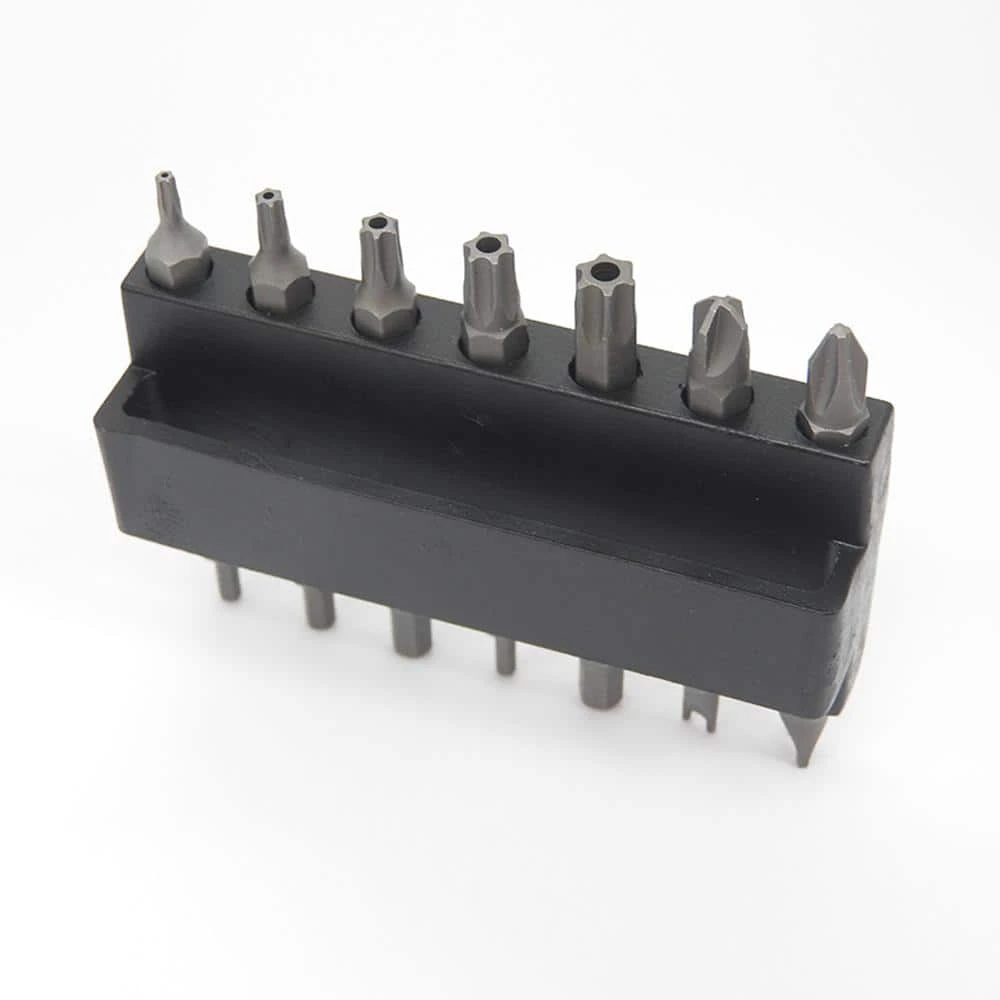 Husky Multi-Bit Screwdriver With 37 Tips 3 Husky Multi-Bit Screwdriver With 37 Tips - Image 3