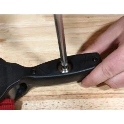 Husky 1-1/8 In. Ratcheting Tube Cutter -Husky Shop husky pipe tube cutters 86 036 0111 40 1000