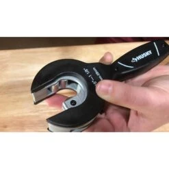 Husky 1-1/8 In. Ratcheting Tube Cutter -Husky Shop husky pipe tube cutters 86 036 0111 a0 1000