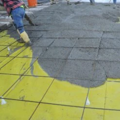 Husky 14 Ft. X 210 Ft. X 10 Mil Yellow Guard Vapor Barrier -Husky Shop husky plastic sheeting cfyg1014 210y 1f 1000