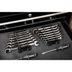 Husky Reversible Ratcheting MM Combination Wrench Set (7-Piece) -Husky Shop husky ratcheting wrenches hrrw7pcmm 31 1000