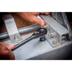 Husky 3/8 In. Drive 11/16 In. Knurl Grip Universal Socket -Husky Shop husky sockets h1003d1116 31 1000