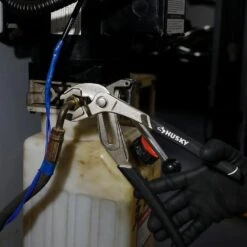 Husky 12 In. Groove Pliers With Quick Adjusting Curved Jaw 12 Husky 12 In. Groove Pliers With Quick Adjusting Curved Jaw -Husky Shop husky tongue groove pliers 90921 44 1000