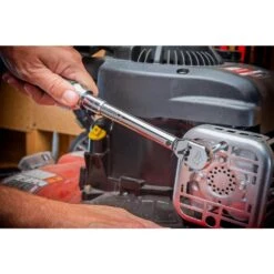 Husky 40 In./lbs. To 200 In./lbs. 1/4 In. Drive Torque Wrench -Husky Shop husky torque wrenches h4dtwa 03 1d 1000