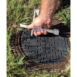 Husky 4-in-1 Combination Water Meter Valve Tool, 10.4 In. Length -Husky Shop husky water meter keys 410 409 0111 e1 1000